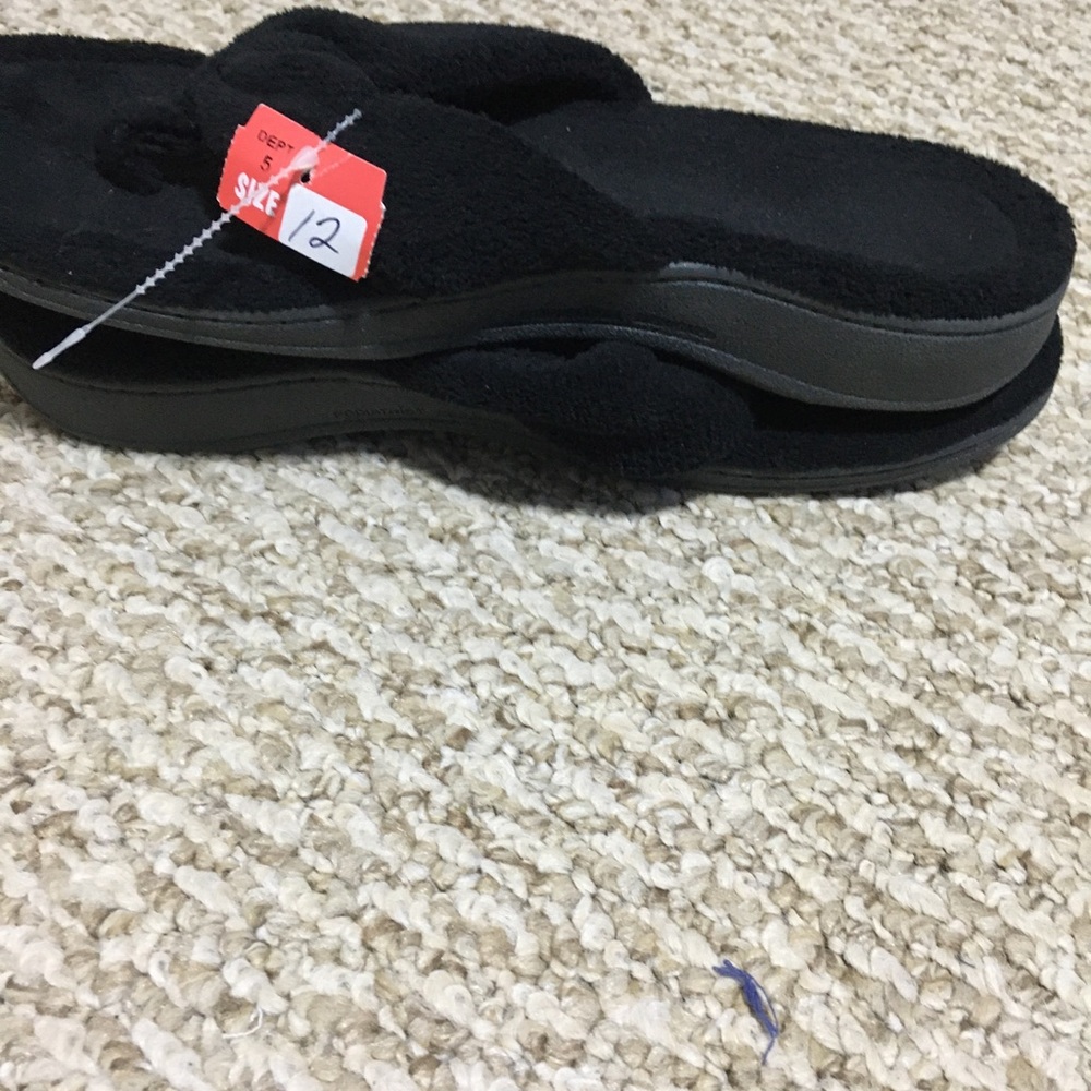 Vionic Slippers - Picture 2 of 3